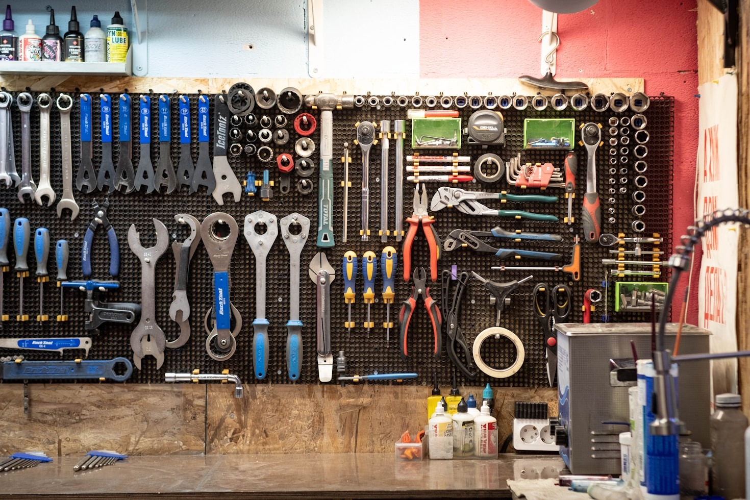 Essential Maintenance Checks That Prevent Expensive Engine Repairs